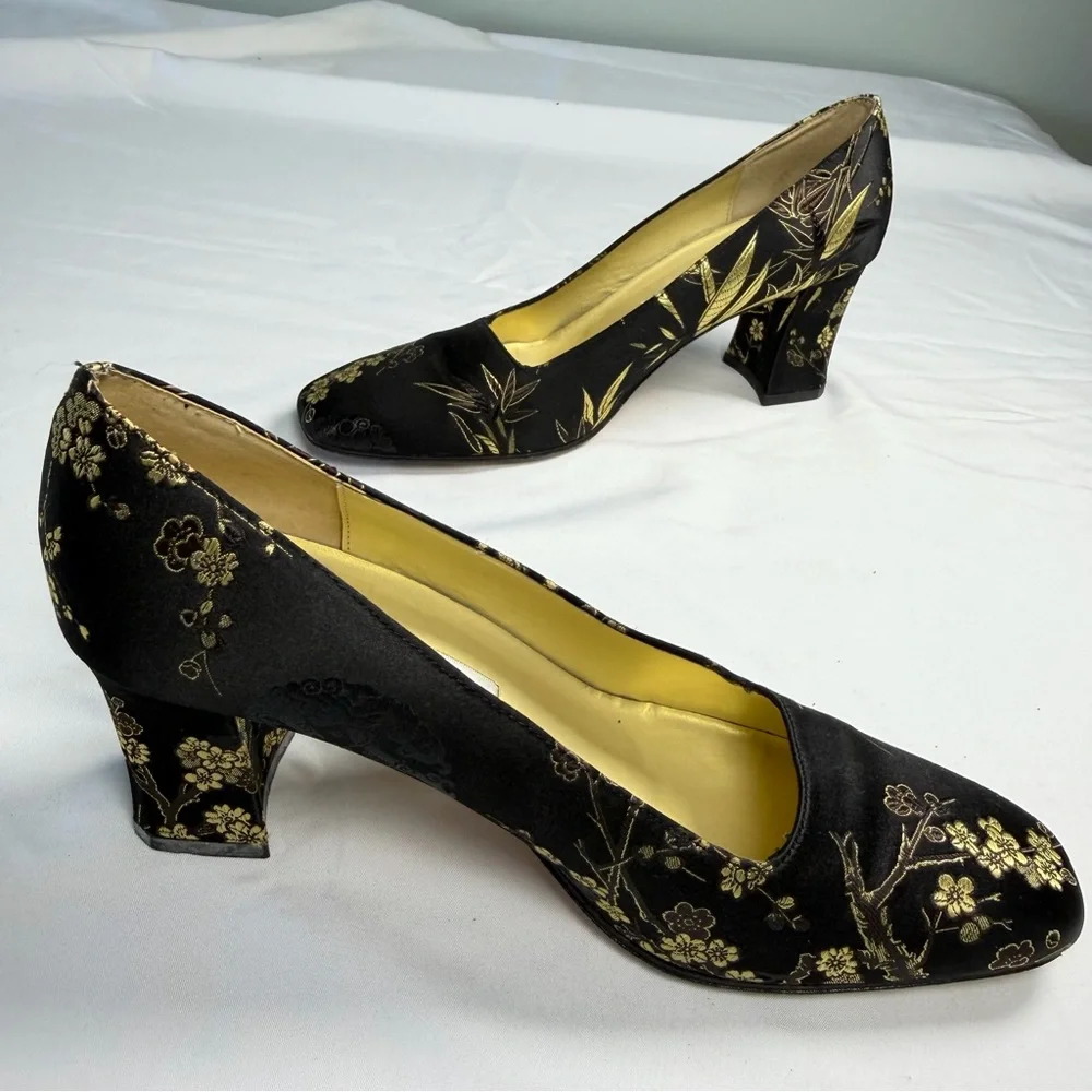 Vintage 90s Ann Marino Heels Brocade‎ Square Toe 7.5 Elegant Black Gold Shoes